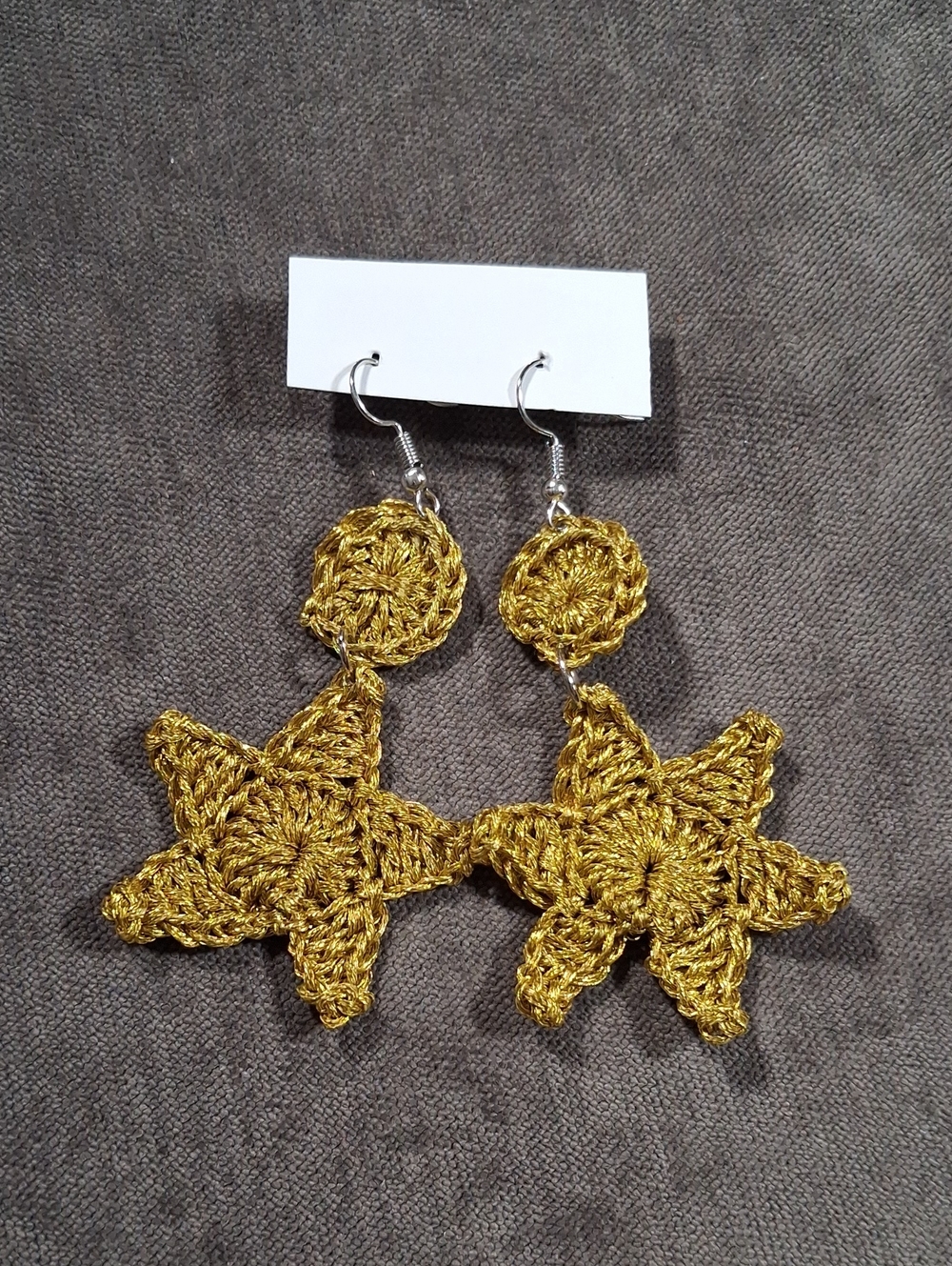 Hand Crafted Metallic Gold Starched Crochet Dangle Star Earrings 46mmx80mm NWOT